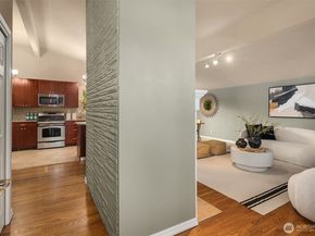 18710 64th Avenue W, Lynnwood WA 98037