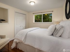 18710 64th Avenue W, Lynnwood WA 98037