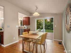 18710 64th Avenue W, Lynnwood WA 98037