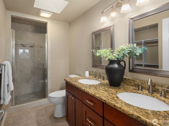 18710 64th Avenue W, Lynnwood WA 98037