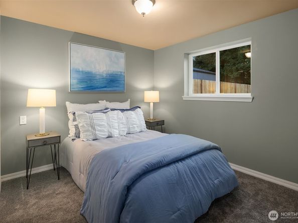 18710 64th Avenue W, Lynnwood WA 98037