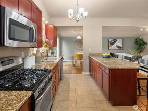 18710 64th Avenue W, Lynnwood WA 98037
