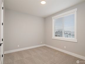 7585 S 130th Place, Seattle WA 98178
