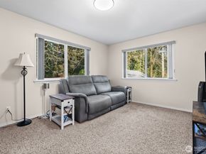 14444 Crescent Valley Road SE, Olalla WA 98359