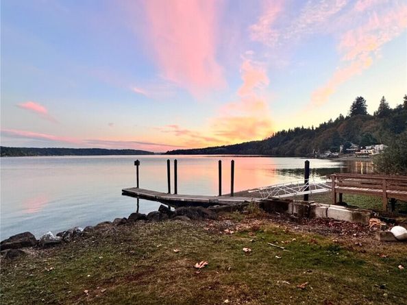 14444 Crescent Valley Road SE, Olalla WA 98359