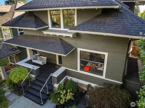 1514 35th Avenue, Seattle WA 98122