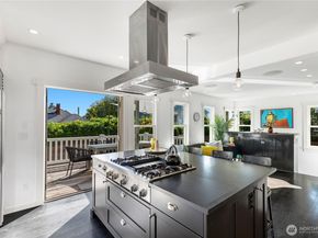 1514 35th Avenue, Seattle WA 98122