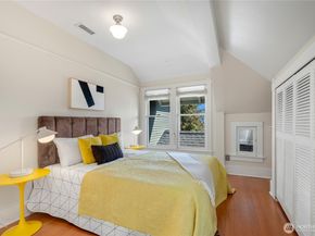 1514 35th Avenue, Seattle WA 98122