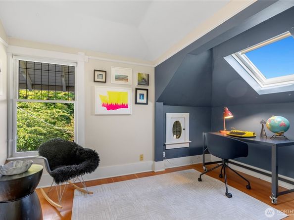 1514 35th Avenue, Seattle WA 98122