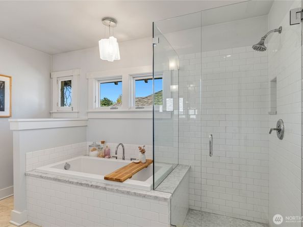 1514 35th Avenue, Seattle WA 98122