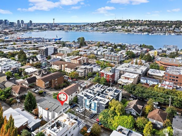 614 E Lynn Street 1, Seattle WA 98102