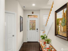 8214 NE 163rd Place, Kenmore WA 98028