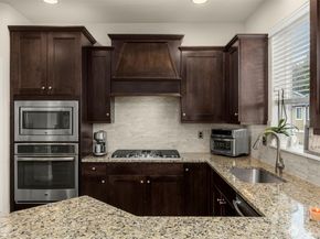 8214 NE 163rd Place, Kenmore WA 98028