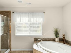8214 NE 163rd Place, Kenmore WA 98028