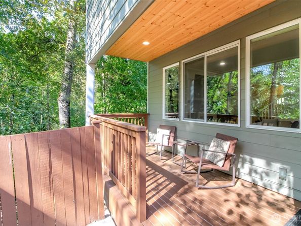 9311 S 216th Place, Kent WA 98031