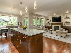 9311 S 216th Place, Kent WA 98031