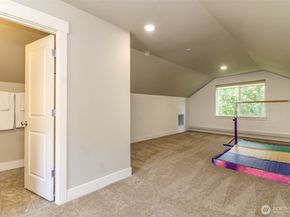 9311 S 216th Place, Kent WA 98031