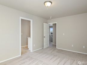 1002 Timberline Avenue, Bremerton WA 98312