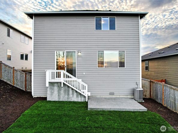 1002 Timberline Avenue, Bremerton WA 98312