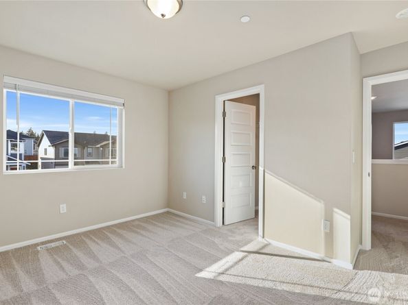 1002 Timberline Avenue, Bremerton WA 98312