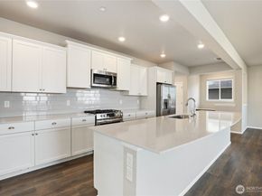 1002 Timberline Avenue, Bremerton WA 98312