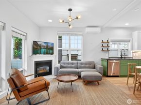 414 Malden Avenue E B, Seattle WA 98112