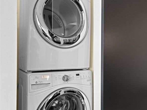 2717 Western Avenue PH04, Seattle WA 98121