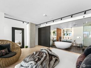 2717 Western Avenue PH04, Seattle WA 98121