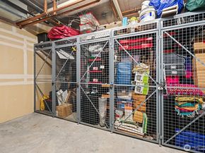 2717 Western Avenue PH04, Seattle WA 98121