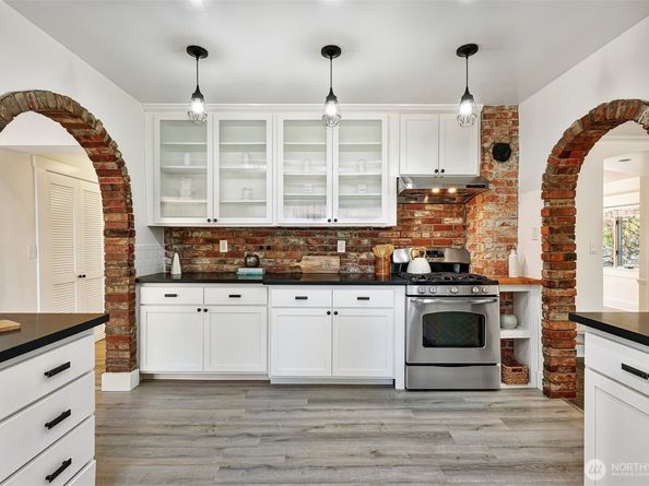 5106 51st Avenue S, Seattle WA 98118