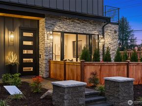 10805 NE 60th Street, Kirkland WA 98033