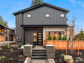 10805 NE 60th Street, Kirkland WA 98033