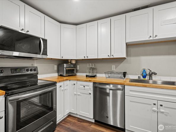 5537 S 119th St, Seattle WA 98178