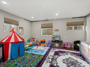 5537 S 119th St, Seattle WA 98178