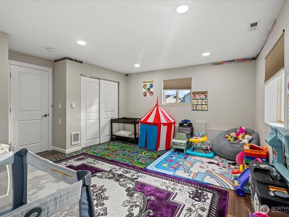 5537 S 119th St, Seattle WA 98178