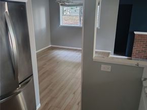 110 SW 116th Street A11, Seattle WA 98146