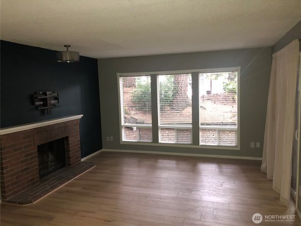 110 SW 116th Street A11, Seattle WA 98146