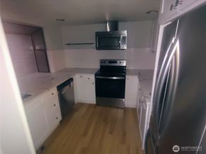 110 SW 116th Street A11, Seattle WA 98146
