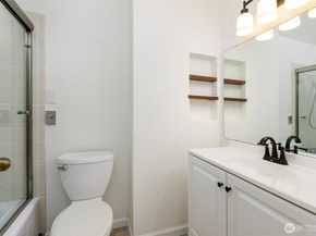 5806 96th Drive SE, Snohomish WA 98290