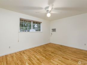 5806 96th Drive SE, Snohomish WA 98290