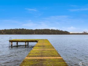 5265 West Mercer Way, Mercer Island WA 98040