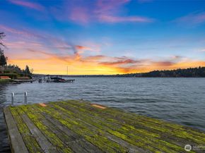5265 West Mercer Way, Mercer Island WA 98040