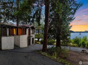 5265 West Mercer Way, Mercer Island WA 98040