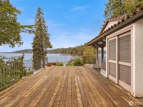 5265 West Mercer Way, Mercer Island WA 98040