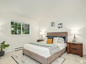 25025 SE Klahanie Boulevard J102, Sammamish WA 98029