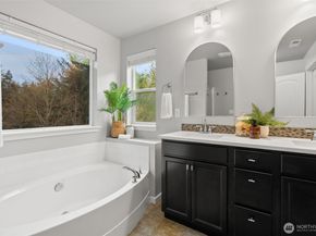 2110 SW Nautical Street, Bremerton WA 98312