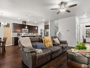 2110 SW Nautical Street, Bremerton WA 98312