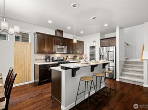 2110 SW Nautical Street, Bremerton WA 98312