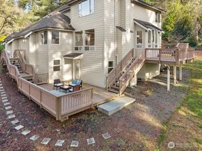 19221 SE 25th Street, Sammamish WA 98075