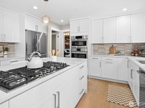 19221 SE 25th Street, Sammamish WA 98075